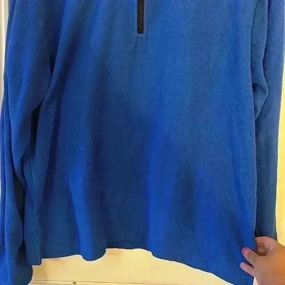 Apple Employee Exclusive Fleece - Picture 3 of 6